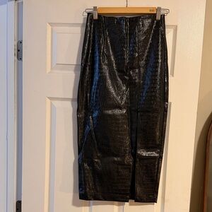 Missguided Black Croc-Texture Pencil Skirt